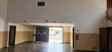Salão comercial 600 m² 6 vagas de garagem no Geraldo de Carvalho